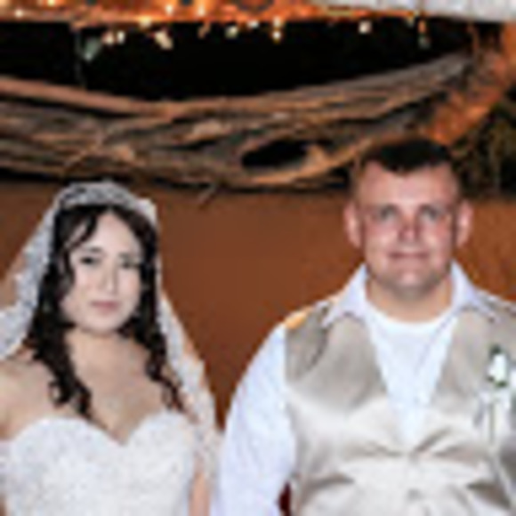 Meet your Posher, Erica - Picture 1 of 1